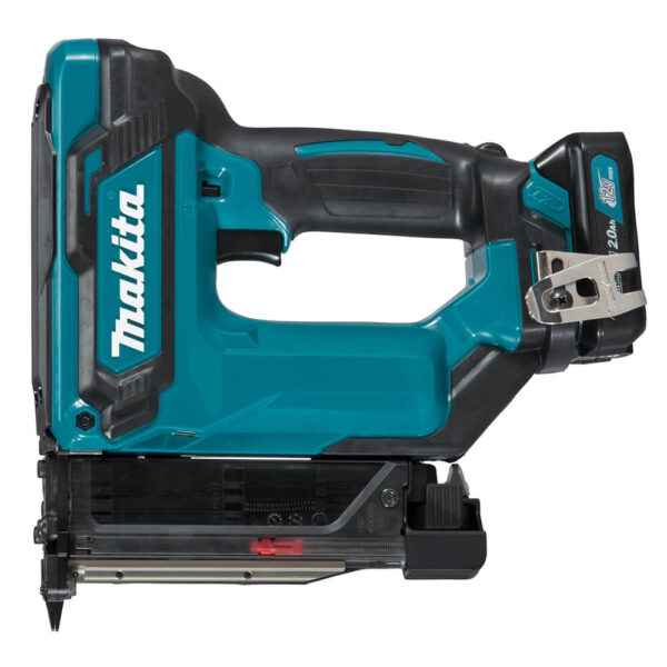 Clavadora Makita Inalámbrica 12V máx. CXT